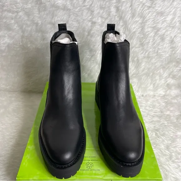 NEW SAM EDELMAN Justina Lug Sole Chelsea Boots Size 7 in black