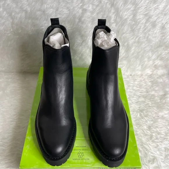 NEW SAM EDELMAN Justina Lug Sole Chelsea Boots Size 7 in black