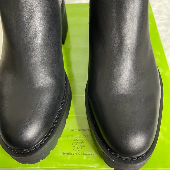 NEW SAM EDELMAN Justina Lug Sole Chelsea Boots Size 7 in black
