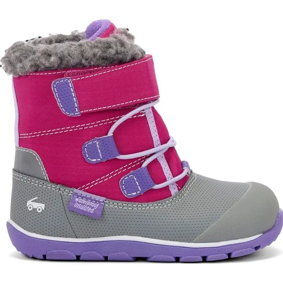 New See Kai Run - Gilman - Waterproof and Insulated Boots for Kids Sz 8C