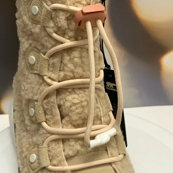 New!! Sorel Explorer Cozy WP Snow boot ,Sand / Youth 7 but Adult 8