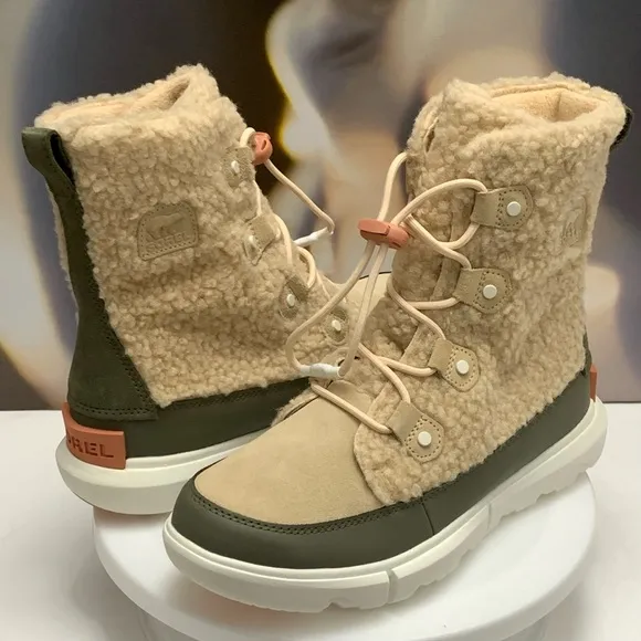 New!! Sorel Explorer Cozy WP Snow boot ,Sand / Youth 7 but Adult 8