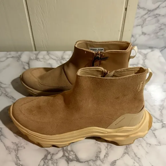 NEW SOREL Kinetic Breakthru Acadia WP Boot Women's Sorel Tan Ankle Boots 10.5