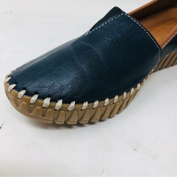 New Spring Step Tispea Leather Wedge Loafers