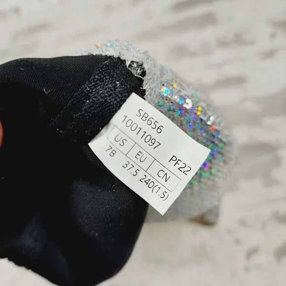 New STUART WEITZMAN Holographic-effect 160mm Boots In Grey O48