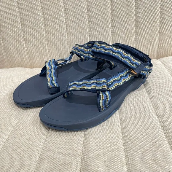 NEW Teva Hurricane XLT 2 Kids Sandals Blue Size 7