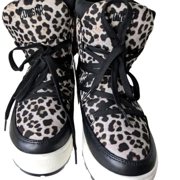NEW....Cougar Wink Nylon Waterproof Leopard Boots ..Size 7