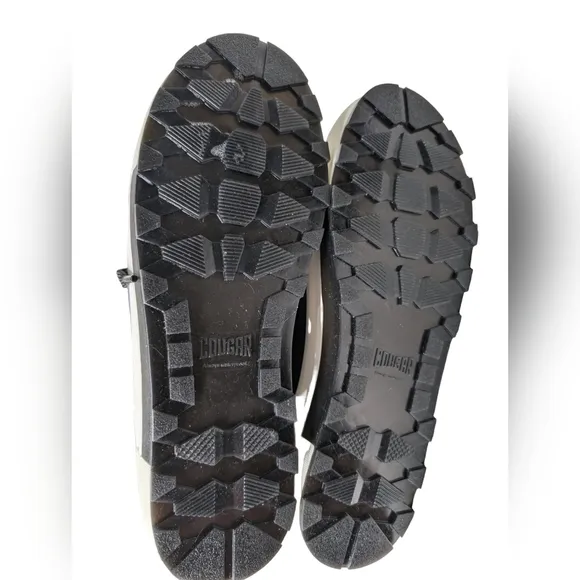 NEW....Cougar Wink Nylon Waterproof Leopard Boots ..Size 7