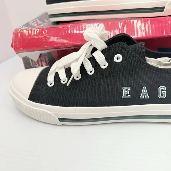 NFL Philadelphia Eagles Logo Canvas Low Top Sneaker Foco / Men's 9, Super Bowl