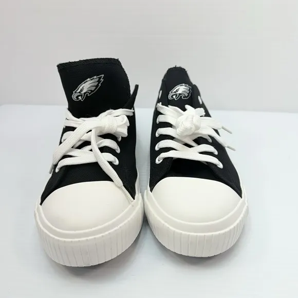 NFL Philadelphia Eagles Logo Canvas Low Top Sneaker Foco / Men's 9, Super Bowl