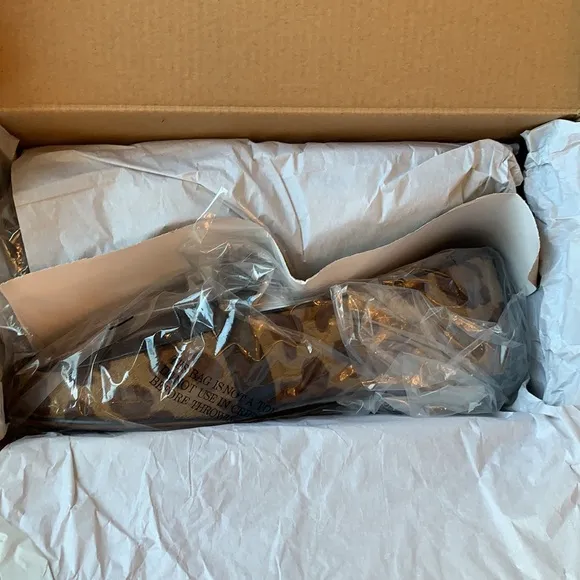 🐆NIB Cole Haan Animist Print Loafers 🐆