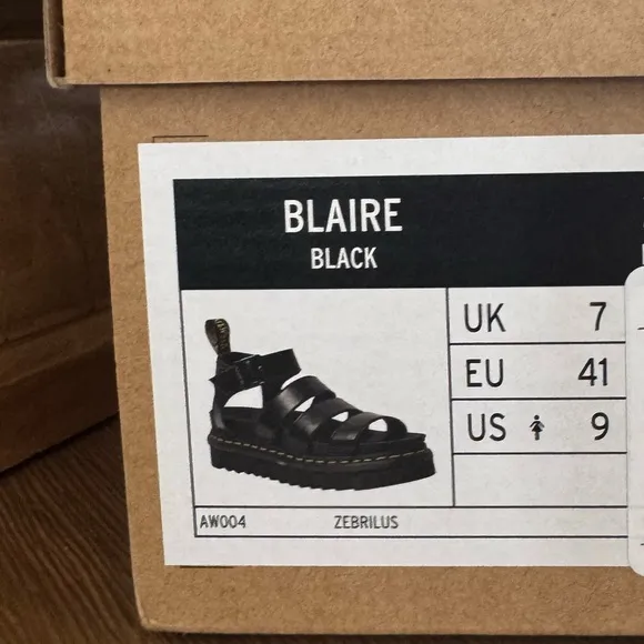 NIB Dr. Martens Blaire Hydro Leather Strap Sandals