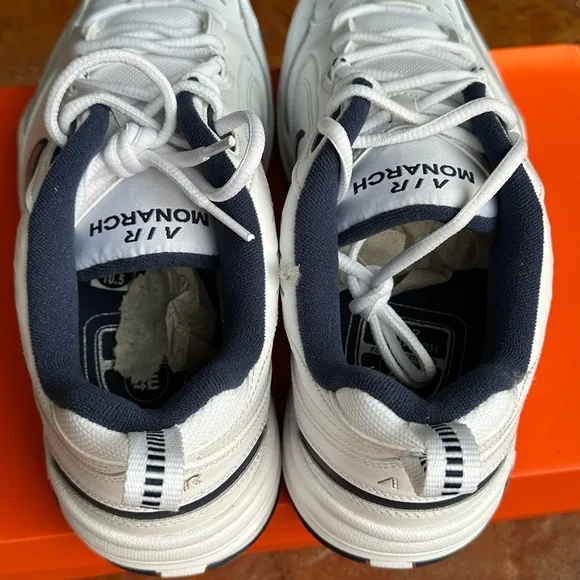 NIB Nike Air Monarch IV White and Navy Sneakers Sz 10.5 W