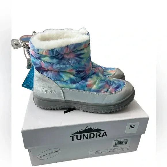 NIB Tundra Bethel Rainbow Little Kid Snow Boots size 2