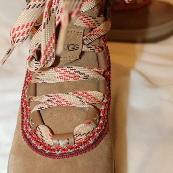 NIB UGG‎ WOMEN'S HIKER HI CLASSIC SUEDE WINTER HIKING SNOW BOOTS CHESTNUT