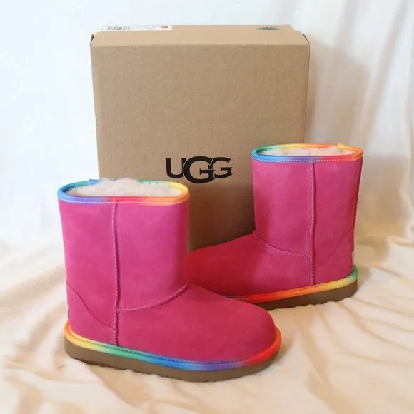 NIB UGG WOMEN'S SUEDE SHEARLING RAINBOW WINTER‎ BOOTS FUSCHIA PINK PURPLE