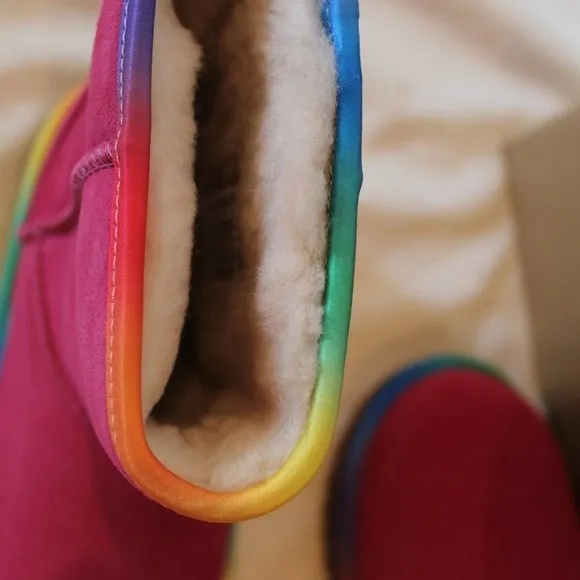 NIB UGG WOMEN'S SUEDE SHEARLING RAINBOW WINTER‎ BOOTS FUSCHIA PINK PURPLE