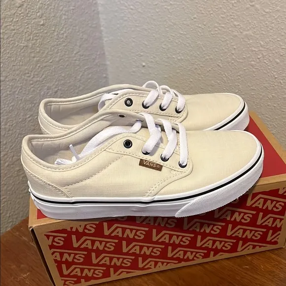 NIB Vans Atwood Woven Turtledove Sneakers Boy's Size 2
