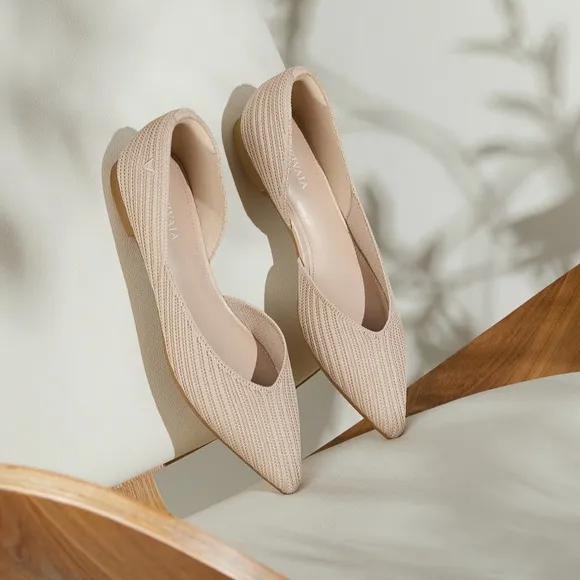 NIB - Vivaia Pointed-Toe D'Orsay Flats (Melia) - size 8