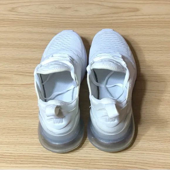 Nike Air 270 Sneakers 943345-103 Unisex Size 6Y.