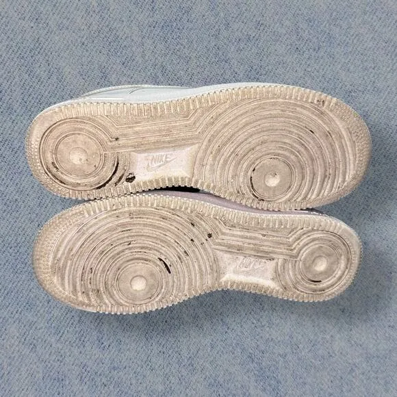 Nike Air Force 1 ’07 White Low-Top Leather Sneakers, Size 8