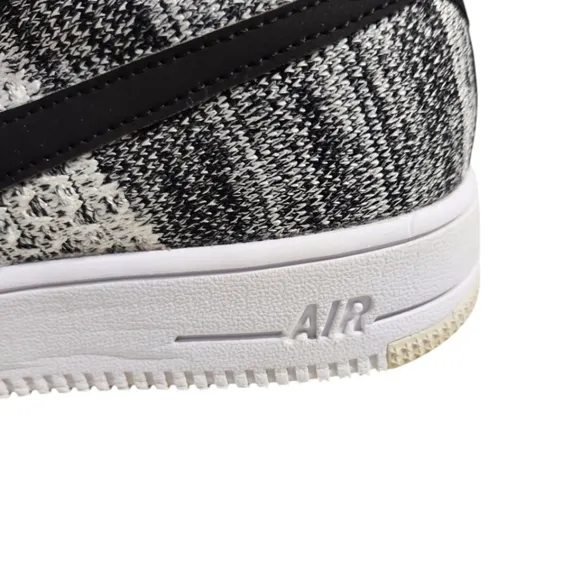 NIKE Air Force 1 Fly Knit 2.0 Black &amp; White Sneakers Men SZ 8.5