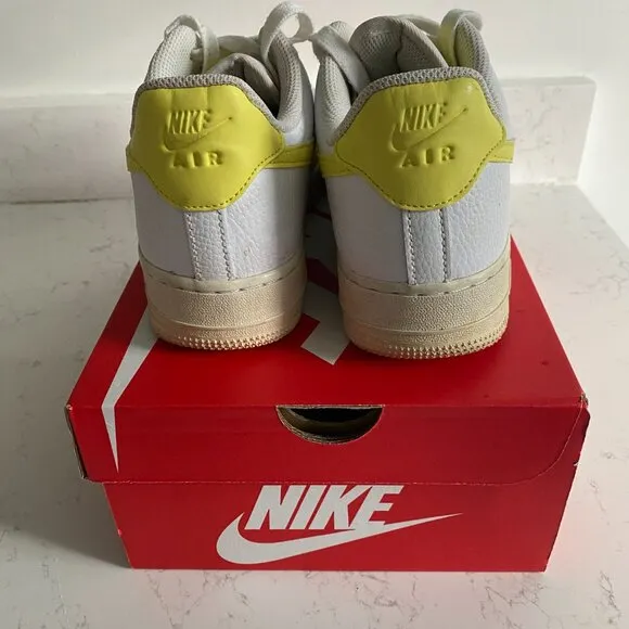 Nike Air Force 1 Low Top Sneakers White Yellow Leather Women's Sz 9.5 315115-153