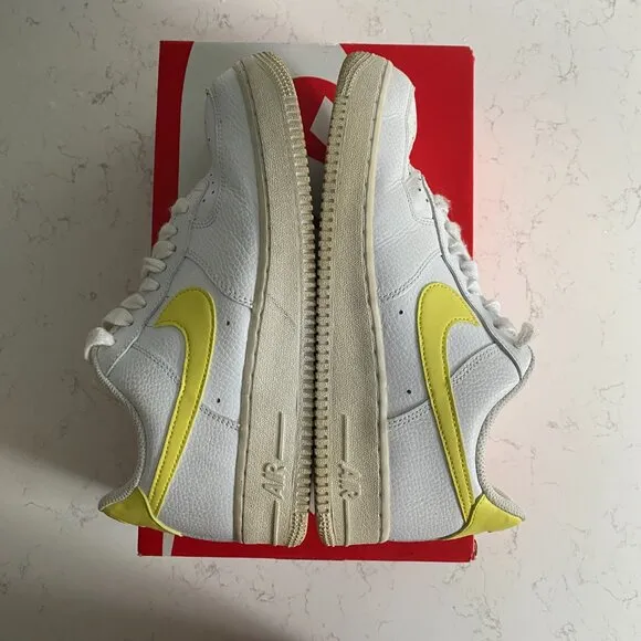 Nike Air Force 1 Low Top Sneakers White Yellow Leather Women's Sz 9.5 315115-153