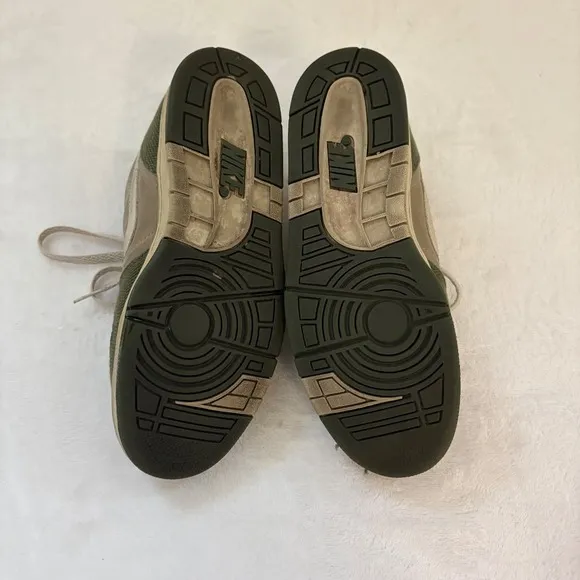 Nike Air Force V Low Olive‎ Green Sneakers Casual Shoes Size 9