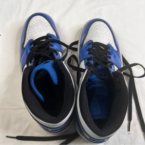 Nike Air Jordan 1 Mid SE Dd6834-402 Adult Unisex Blue Sneakers Sz 7.5 L010325