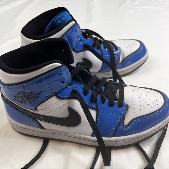 Nike Air Jordan 1 Mid SE Dd6834-402 Adult Unisex Blue Sneakers Sz 7.5 L010325