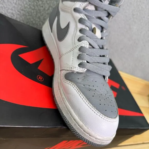 Nike Air Jordan 1 Retro High OG GS 2022 Gray White Men’s Size 6.5 Sneakers