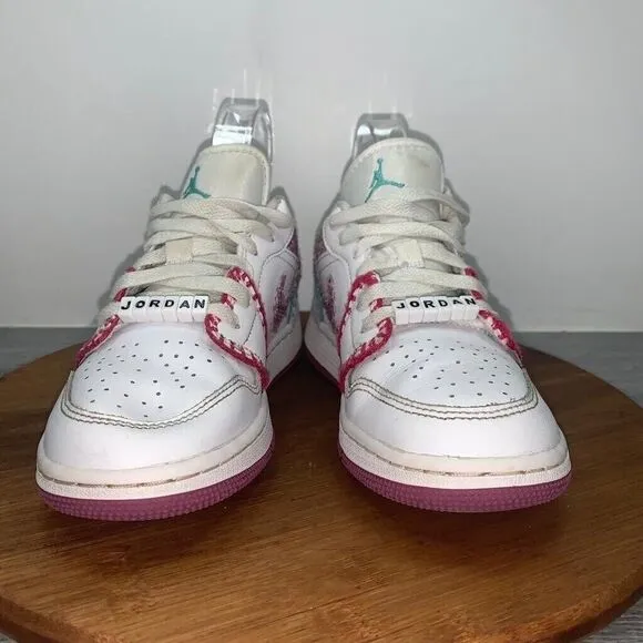 Nike Air Jordan 1 Low SE GS Size 4Y / Women’s 5.5 White Bordeaux Knit DM9037-100