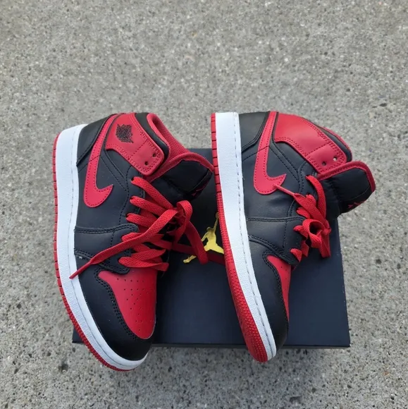Nike Air Jordan Mid Black and Red Sneakers Youth Unisex 4.5Y