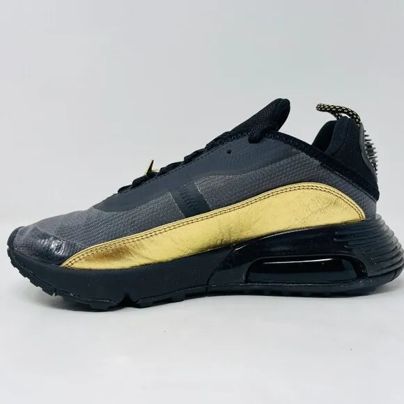 Nike Air Max 2090 Black Metallic Gold Athletic Sneakers DC2191-001 Womens 7.5
