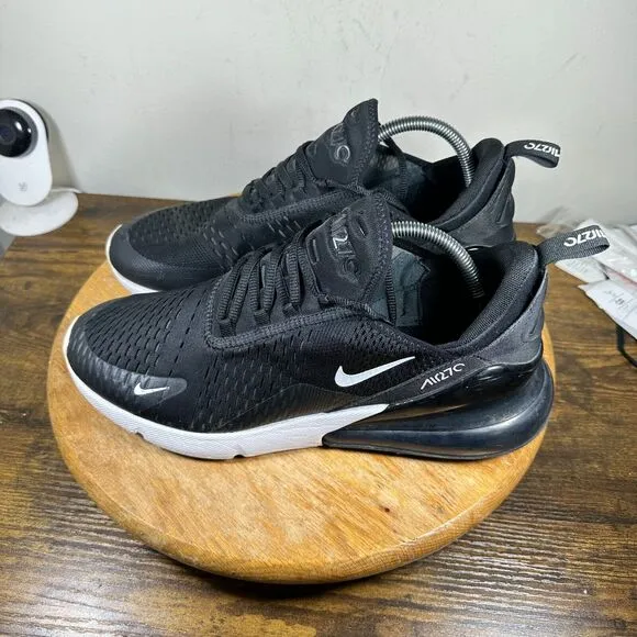 Nike Air Max 270 Black White Shoe Sneakers Men's Size 11 AH8050-002