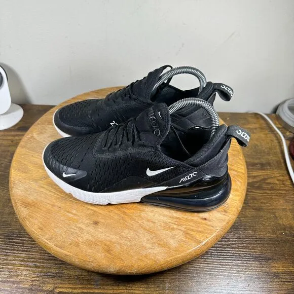 Nike Air Max 270 Black White Women's Size‎ 7 Shoes Sneakers 943345-001