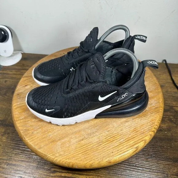 Nike Air Max 270 Black White Women's Size 7 Shoes Sneakers 943345-001