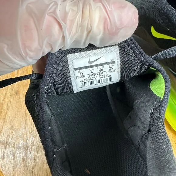 Nike Air Max 270 GS‎ Black Volt Shoe Sneakers Women's Size 8.5 943345-011