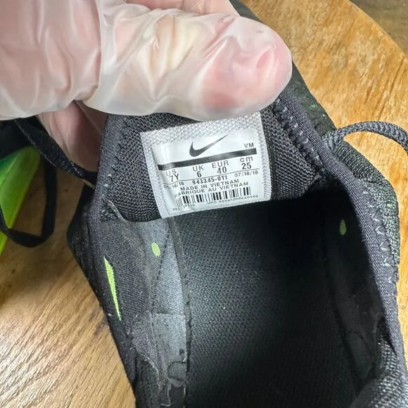 Nike Air Max 270 GS‎ Black Volt Shoe Sneakers Women's Size 8.5 943345-011
