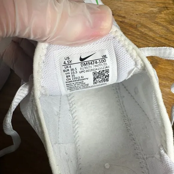 Nike Air Max 270 Swoosh Pack White Shoe Sneakers Women's Size 6 DM9474-100