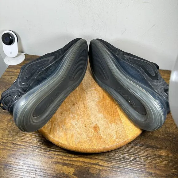 Nike Air Max 720 Triple Black Sneakers Shoe Men's Size 11 AO2924-007