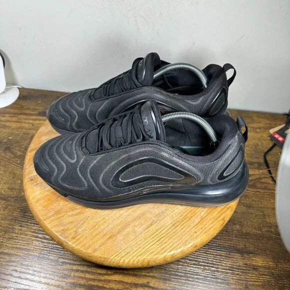 Nike Air Max 720 Triple Black Sneakers Shoe Men's Size 11 AO2924-007