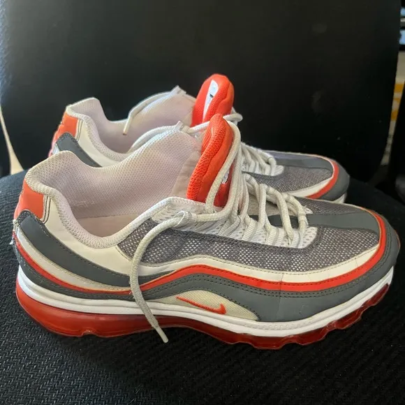 Nike Air Max 95 Gray Orange Sneakers with Wave Panels