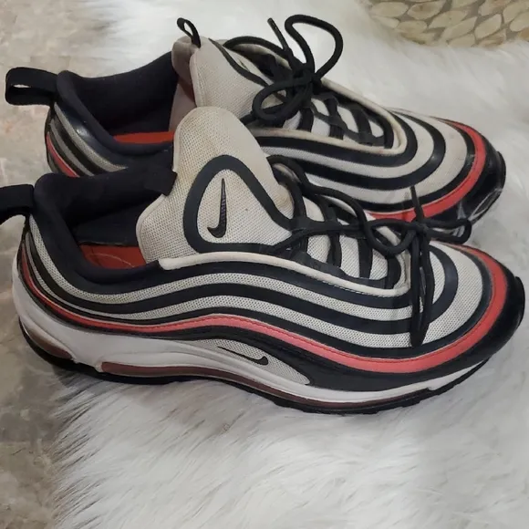 Nike  Air Max 97 Chicago Bulls Black and Red Sneakers with Ripple Design