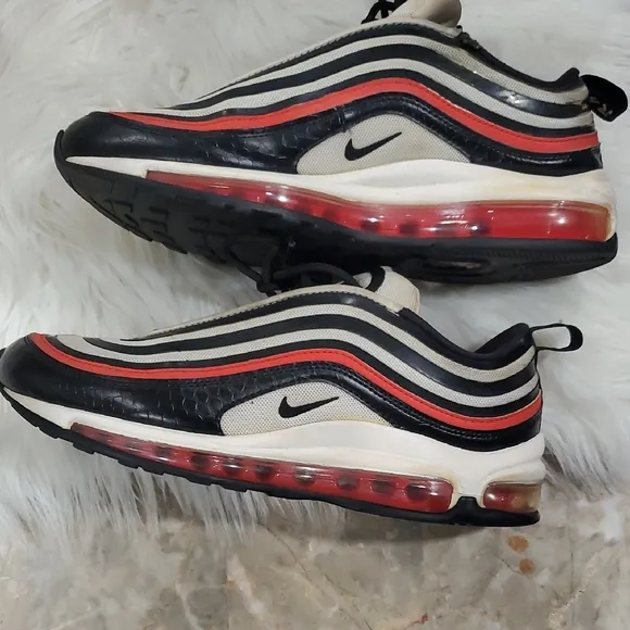 Nike  Air Max 97 Chicago Bulls Black and Red Sneakers with Ripple Design