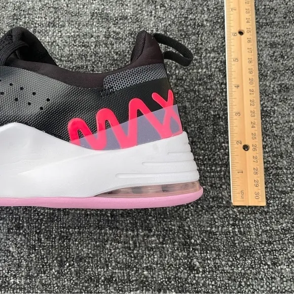 Nike Air Max Bella TR 3 Sneakers Black Beyond Pink Running Women’s Size 11.5