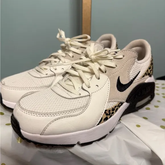 Nike Air Max Excee White and Black with Cheetah print - Air Max Cushioning