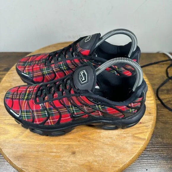 Nike Air Max Plus Tartan Rare Red Black Women's Size 8 Shoe Sneakers AV9955-001
