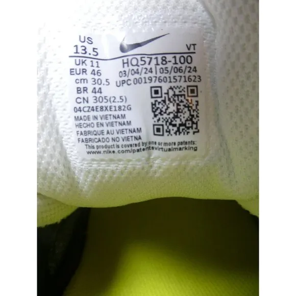 Nike Air Pegasus 2005 White/Opti Yellow HQ5718-100 Men's 13.5/Women's Size 15